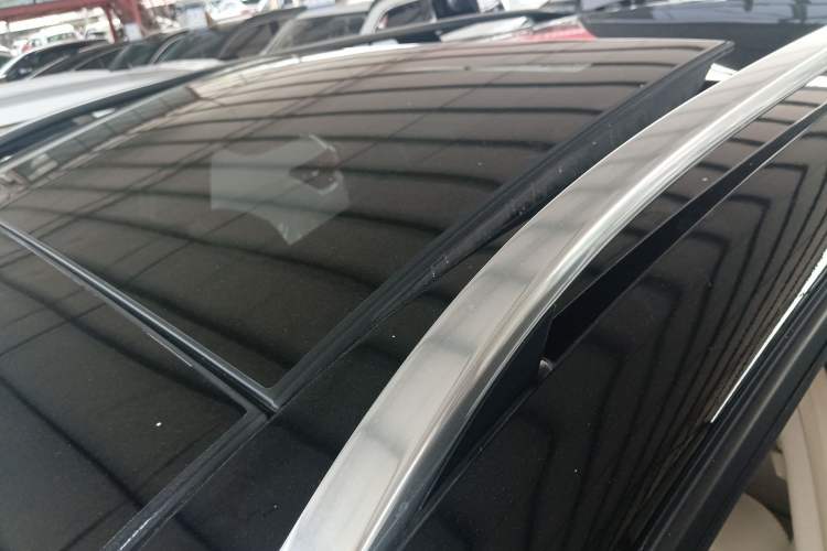 Used Mercedes-Benz M-Class 2015 ML 400 4MATIC Dynamic Model Roof