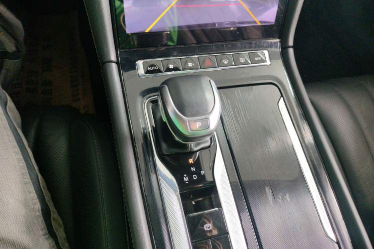 Used Hongqi H5 2023 2.0T Automatic Smart Connect Flagship Edition