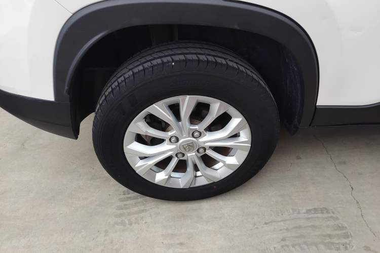 Used Baojun 510 2021 1.5L CVT Enjoyment Model Right Rear Wheel Hub