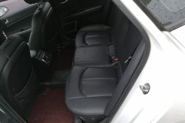 Used Kia K5 2016 1.6T Automatic LUX Left Rear Seat