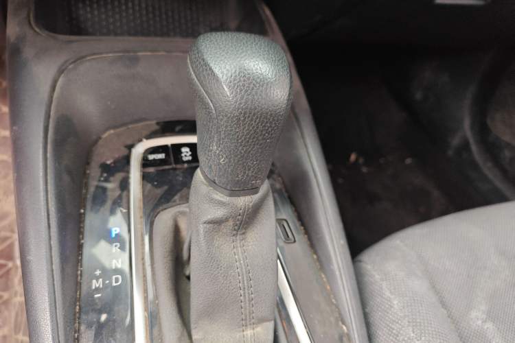 Used Toyota Levin 2019 185T CVT Luxury Edition China VI Standard Gear Lever