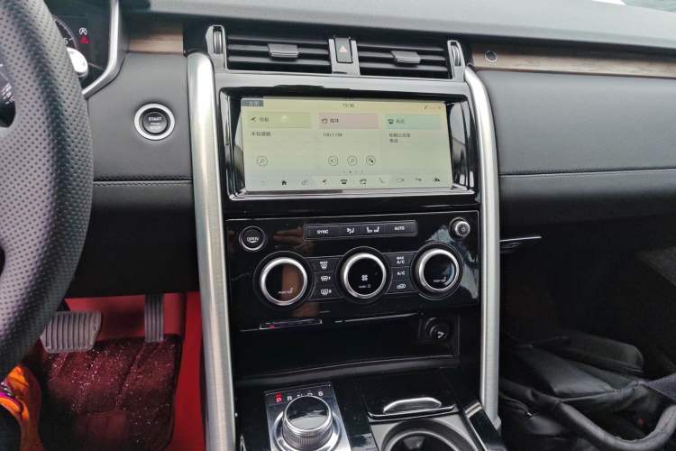 Used Land Rover Discovery 2018 3.0 SC V6 HSE Audio And AC Panel