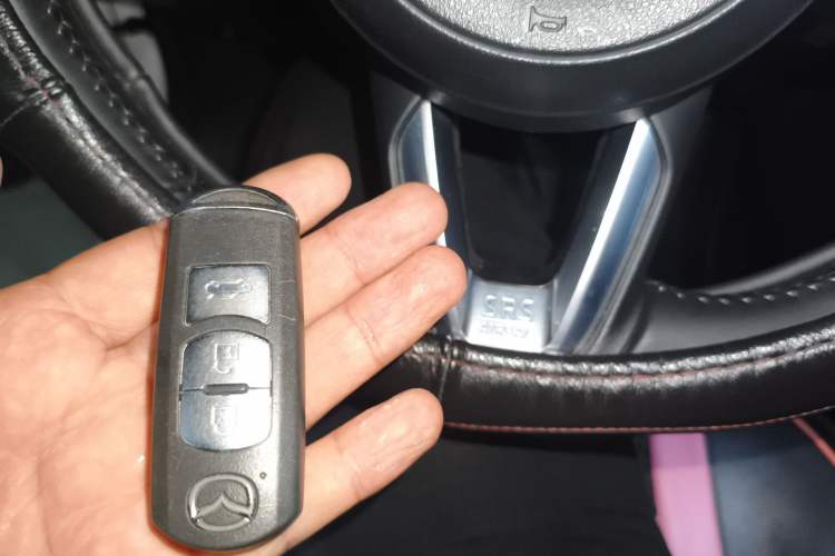 Used Mazda Atenza 2020 2.0L Blue Sky Luxury Edition Vehicle Key