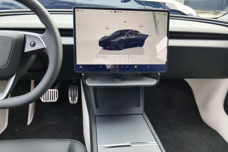 Used Tesla Model 3 2023 Rear-Wheel-Drive Version Audio And AC Panel