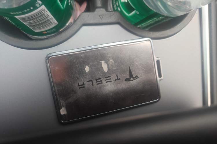 Used Tesla Model Y 2024 Rear-Wheel-Drive Version Vehicle Key