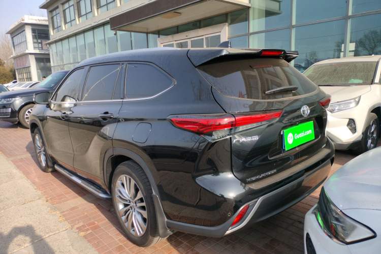 Used Toyota Highlander 2024 2.5L Smart Electric Hybrid Dual-Engine Four-Wheel Drive Prestige Version – 7 Seats
