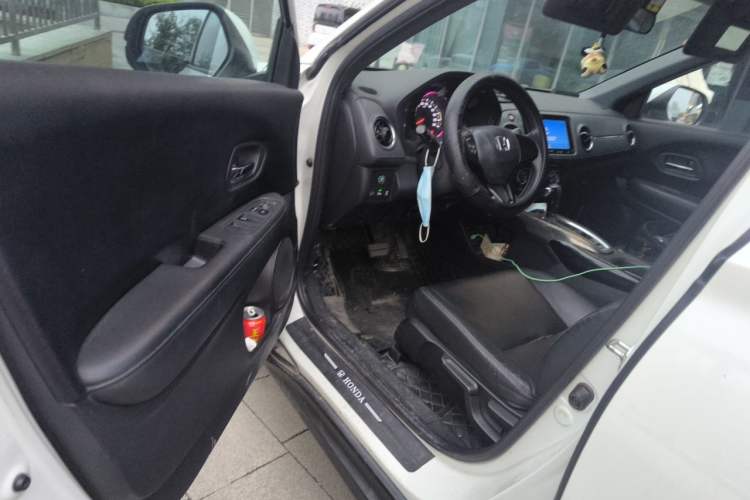 Used Honda XR-V 2017 1.5L LXi CVT Classic Edition Driver Seat