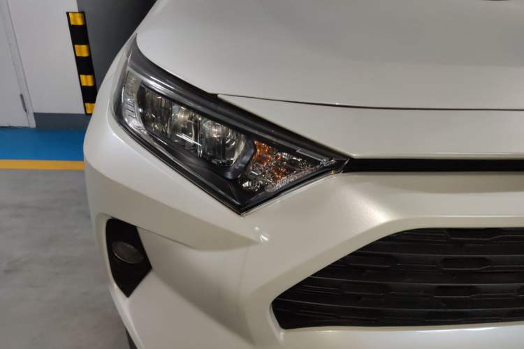 Used Toyota RAV4 2021 2.0L CVT Two-Wheel Drive Urban Edition
