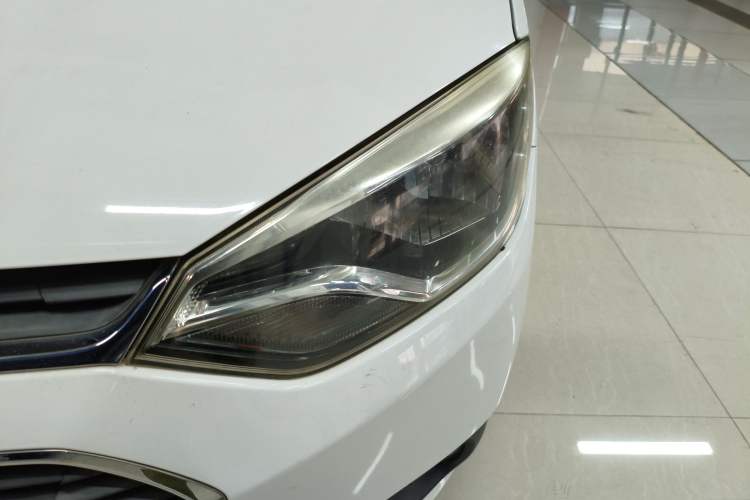 Used Chevrolet Lova RV 2018 1.5L Automatic Smart Drive Model Left Front Headlight