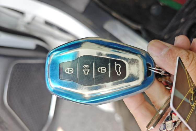 Used JETOUR X70 PLUS 2023 1.5T DCT Brave PLUS 5-Seater
