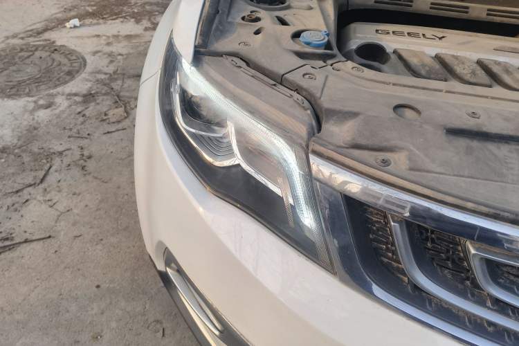 Used Geely Auto Emgrand X7 Sport 2016 1.8TD Automatic ZhiZun Version