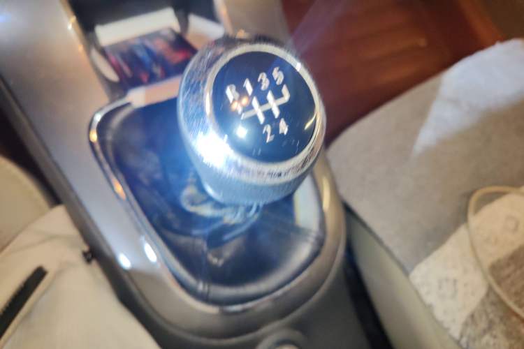 Used Chevrolet Cruze 2015 1.5L Classic SE MT
