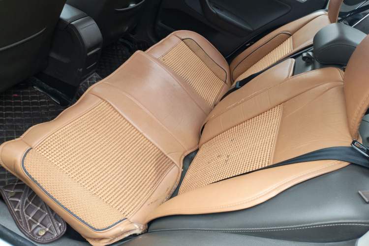 Used Volkswagen Bora 2014 1.4 TSI Manual Comfort Model Left Rear Seat