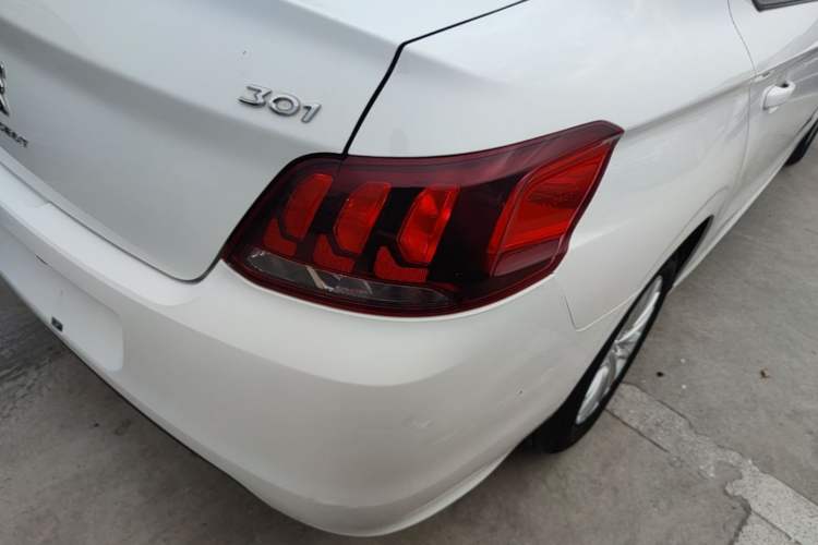 Used Peugeot 301 2018 1.6L Manual Comfort Edition
