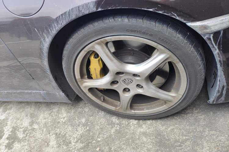 Used Porsche Boxster 2013 Boxster 2.7L Right Front Wheel Hub