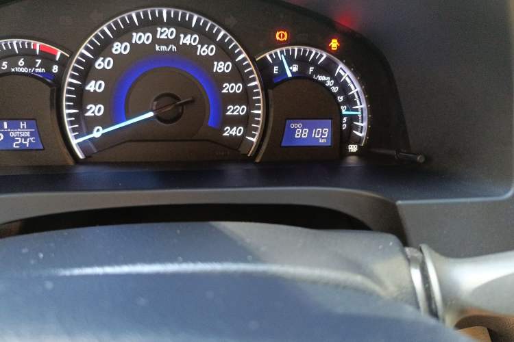 Used Toyota Camry 2016 2.0G 10th Anniversary Leading Edition