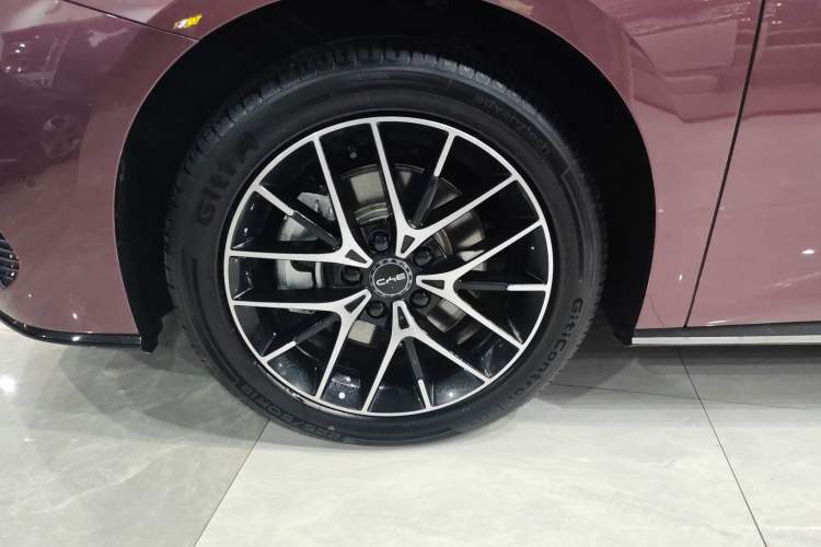 Used BYD Seal 2024 HONOR Edition DM-i 1.5T 121km Flagship Model
