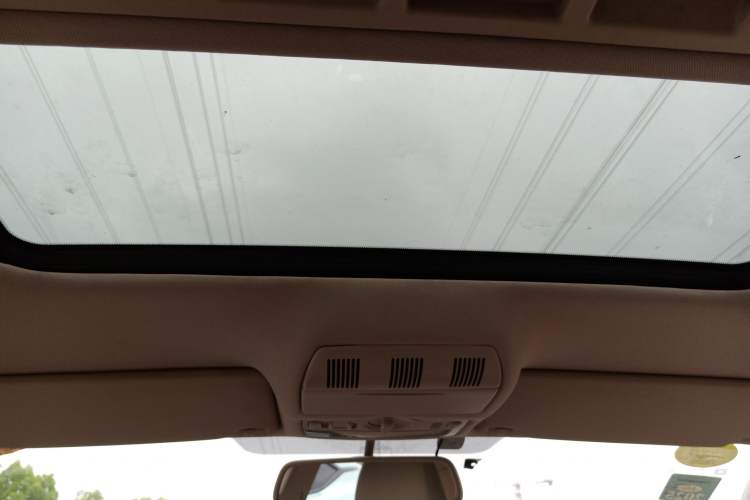 Used Skoda Octavia 2013 1.6L Automatic Yijun Edition Headliner