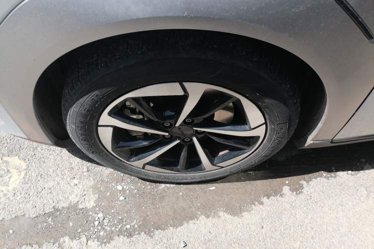 Used AION Y 2023 Younger Star Edition Left Front Wheel Hub