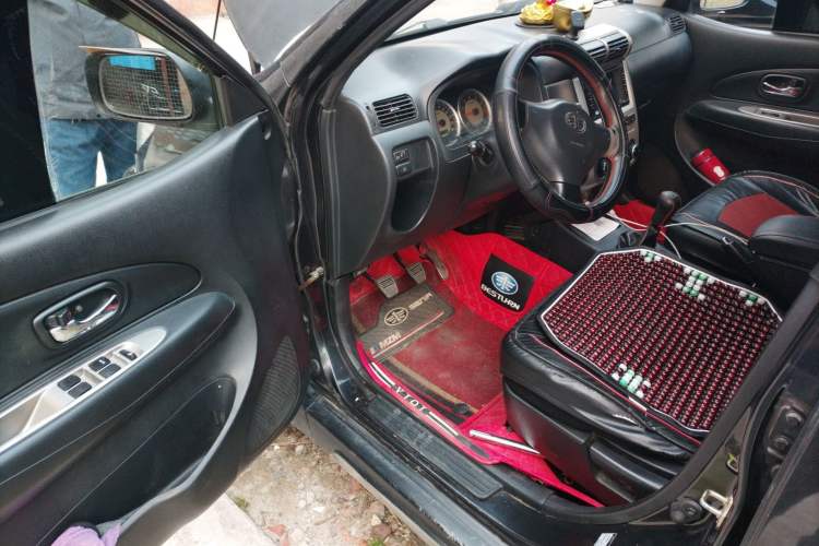 Used FAW Senya S80 2011 1.5L Manual 7-Seater Urban Elite Edition
