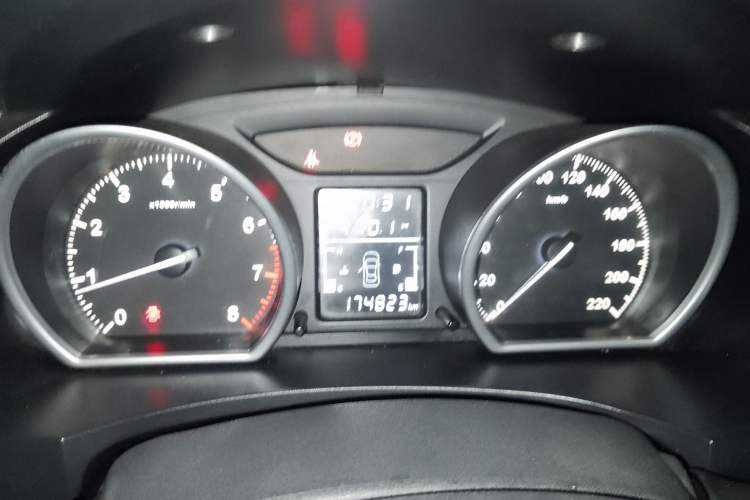 Used Zotye T600 2014 1.5T Manual Luxury Model