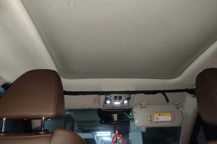 Used Wey VV7 2017 2.0T Flagship Model
