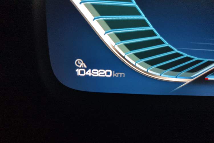 Used BYD Tang New Energy 2018 DM 2.0T All-Wheel Drive Smart Connectivity Luxury Model 7 Seats China V Emission Standard
