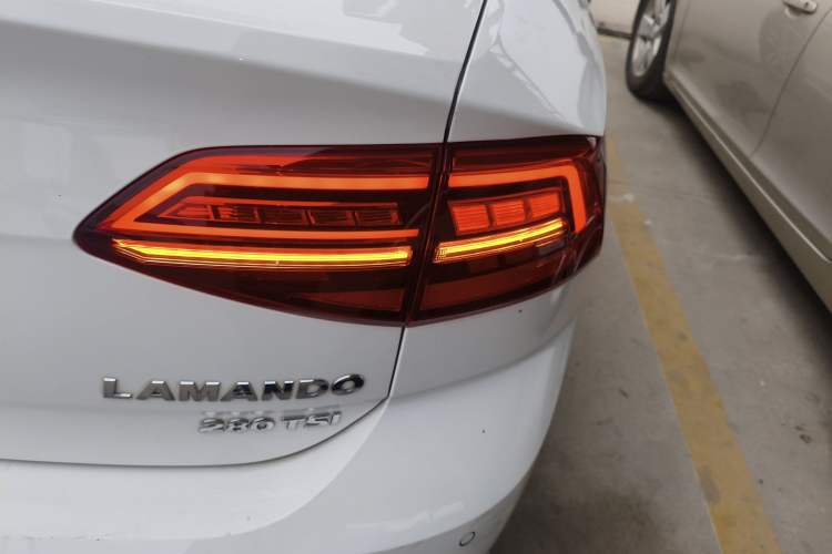 Used Volkswagen Lamando 2021 Revised Version 280TSI DSG Comfort Edition
