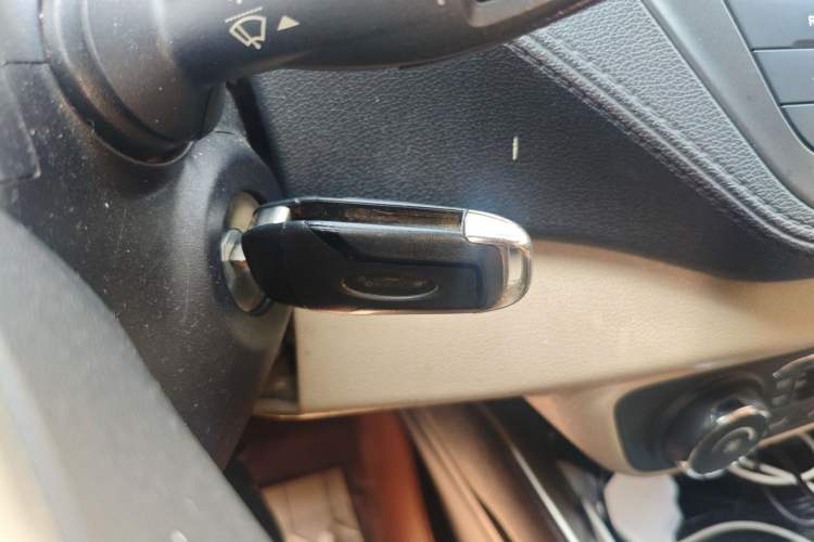 Used Ford Escort 2015 1.5L Automatic Fashion Model