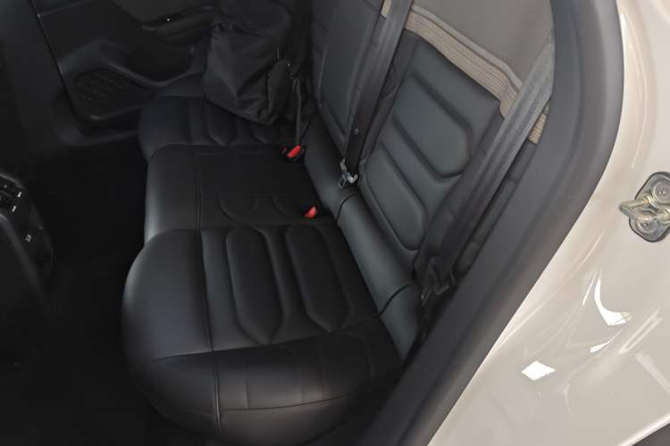 Used Citroen C5 X 2021 1.6T Enjoy the Extraordinary Left Rear Seat