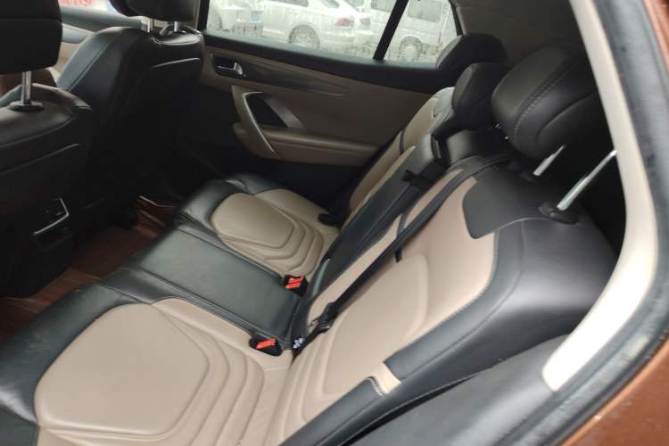 Used DS 6 2014 1.6T Elegant Version THP160