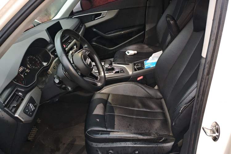 Used Audi A4L 2018 30th Anniversary Edition 40 TFSI Trendy Model
