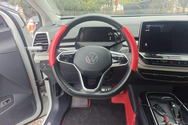 Used Volkswagen ID.6 CROZZ 2021 Long-Range PURE+ Edition
