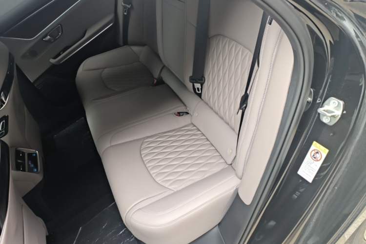 Used BYD Han 2025 DM-i 125KM LiDAR-Powered Intelligent Driving Model
