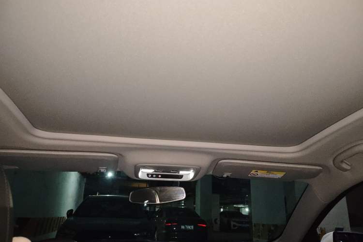 Used Chevrolet Malibu XL 2023 1.5T Elite Edition Headliner