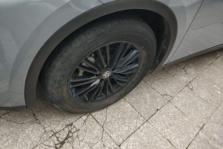 Used Venucia V 2021 260T Idol Edition