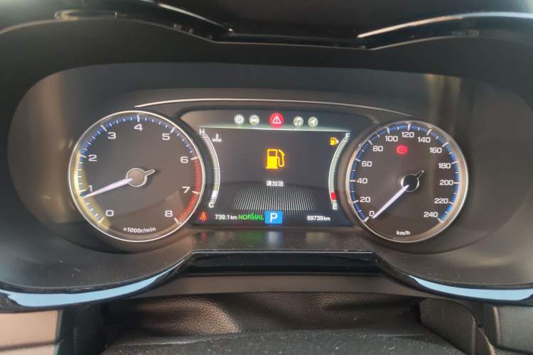 Used GAC Trumpchi GS7 2017 320T Two-Wheel-Drive Luxury Smart Connectivity Model