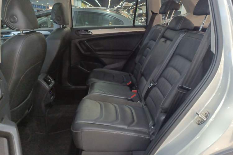 Used Volkswagen Tiguan L 2018 Facelift 330TSI Automatic Two-Wheel Drive Luxury Edition