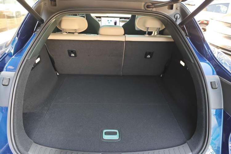 Used Xiaomi Auto YU7 2025 Ultra-Long Range High-Performance All-Wheel-Drive Max Edition