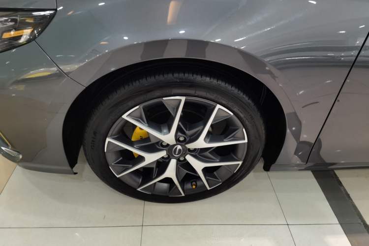 Used GAC Trumpchi EMPOW 2021 270T DCT J15 Version
