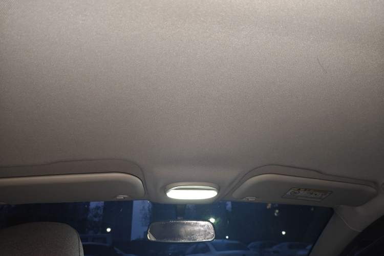 Used Chery QQ Little Ant 2022 Sweet Pink Edition Low-Sugar Version 30kW 301km Range
