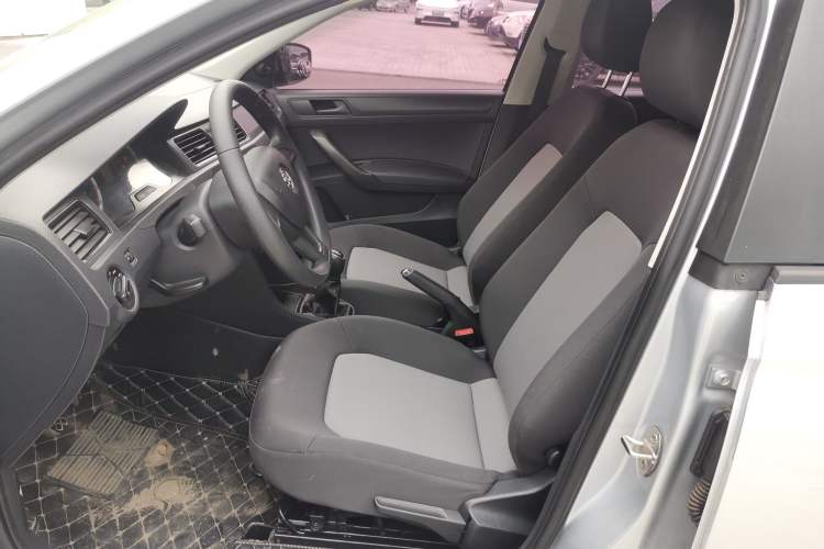 Used Skoda Rapid 2018 1.6L Manual Standard Edition Left Front Seat