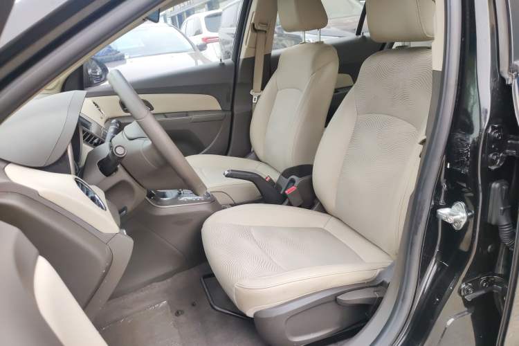 Used Chevrolet Cruze 2015 1.5L Classic SE AT