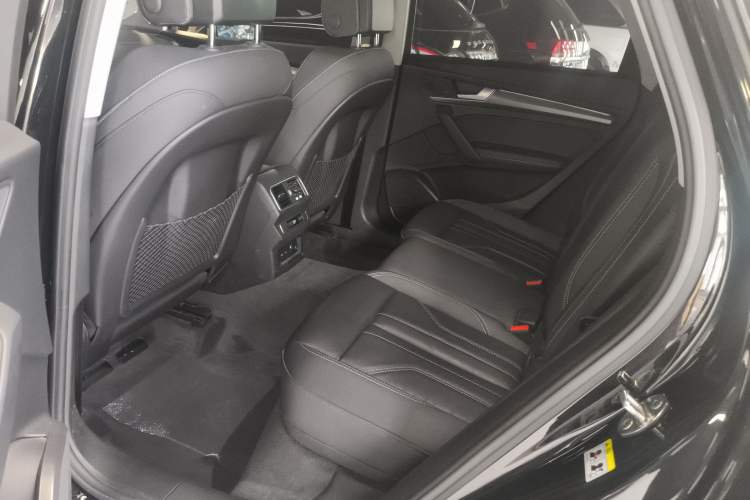 Used Audi Q5L 2022 Updated 40T Luxury Dynamic Edition Left Rear Seat
