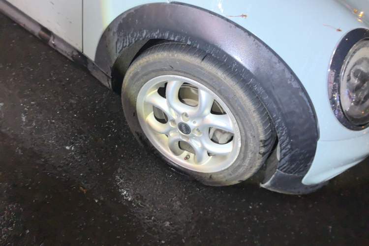 Used MINI 2012 1.6L COOPER Baker Street Right Front Wheel Hub