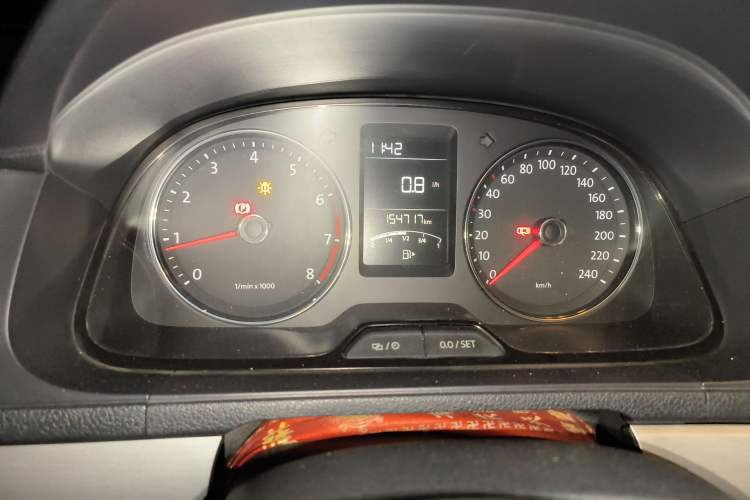 Used Volkswagen Lavida 2013 Restyled Classic 1.6L Manual Comfort Edition
