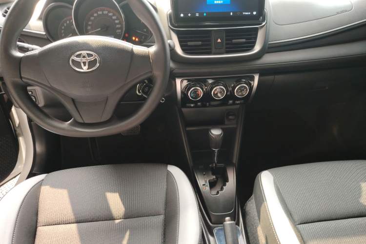 Used Toyota YARiS L Zhi Xuan 2020 X-Trail X 1.5L CVT Leading Edition
