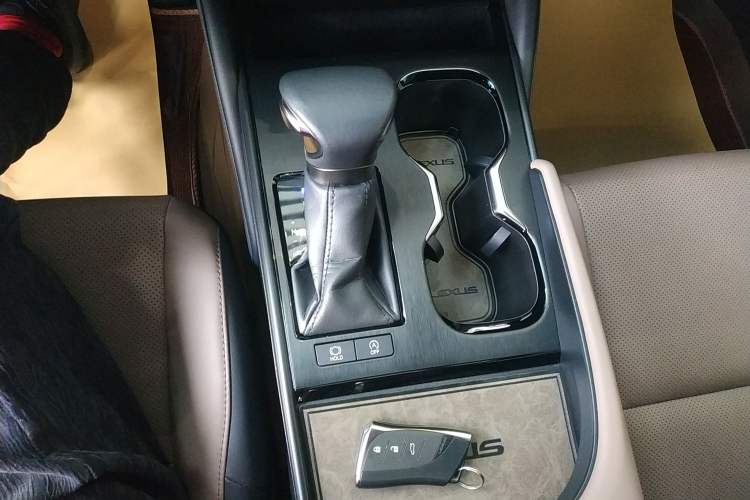 Used Lexus ES 2023 200 Excellence Edition