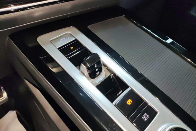 Used Volkswagen Tavendor 2023 380TSI Four-Wheel Drive R-Line Cruise Edition Gear Lever