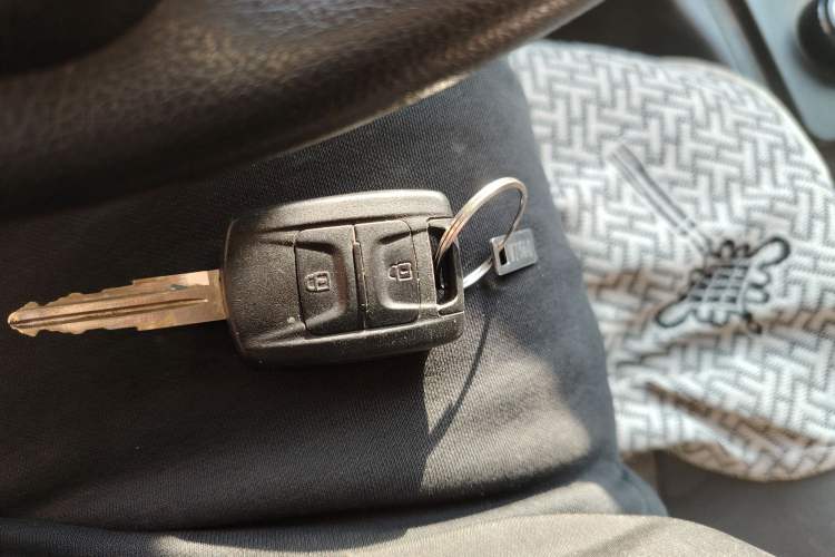 Used Wuling Rongguang EV 2020 Basic Version 7-Seater 300 km
